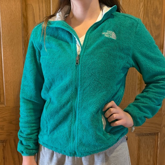 The North Face fuzzy jacket - Picture 6 of 6